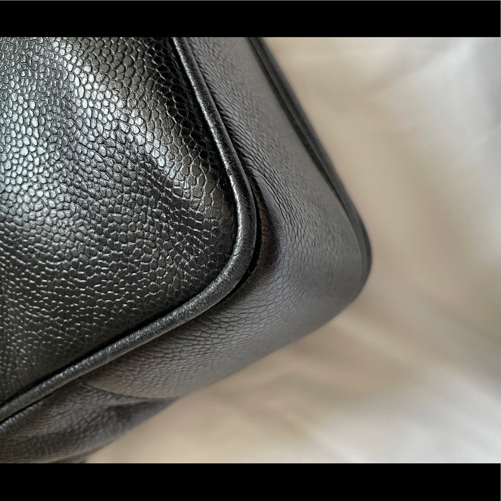 Vintage Chanel Tote Bag - Picture 7 of 15